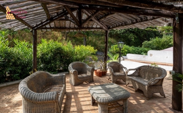 Villa Esclusiva in Prima Linea sul mare a Parghelia