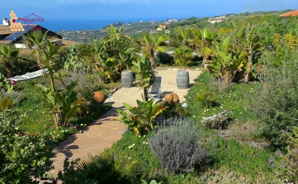 Villa di Lusso con Vista Mare