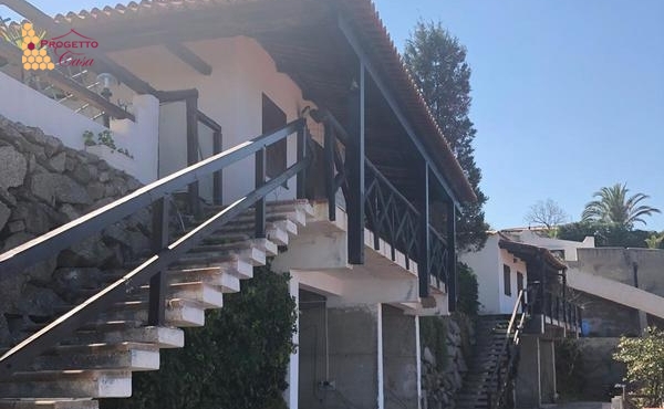 Villa con vista panoramica e accesso alla spiaggia 