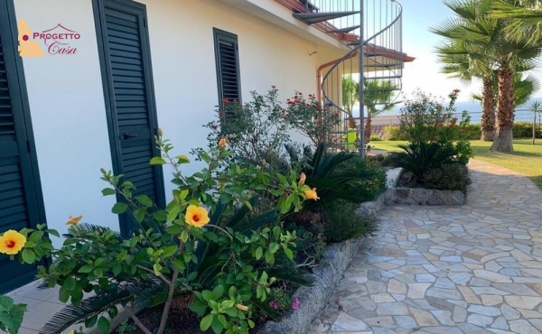  Villa a Zambrone